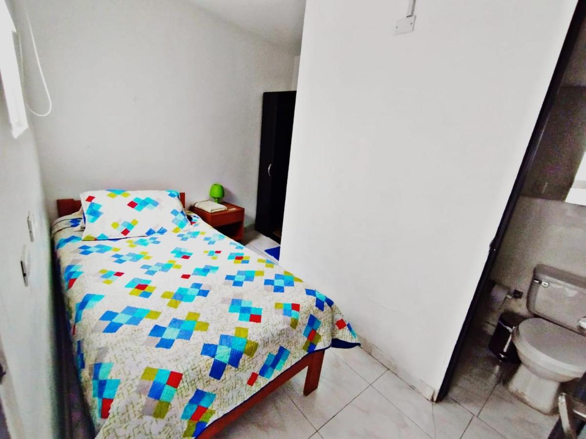 Aloha Hostel Bogota Bagian luar foto
