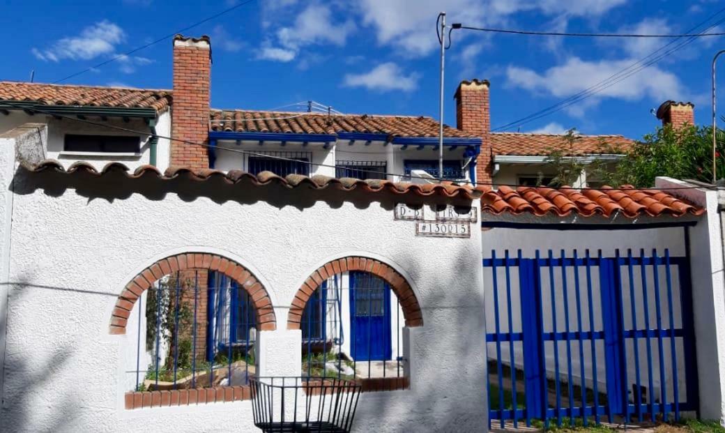 Aloha Hostel Bogota Bagian luar foto