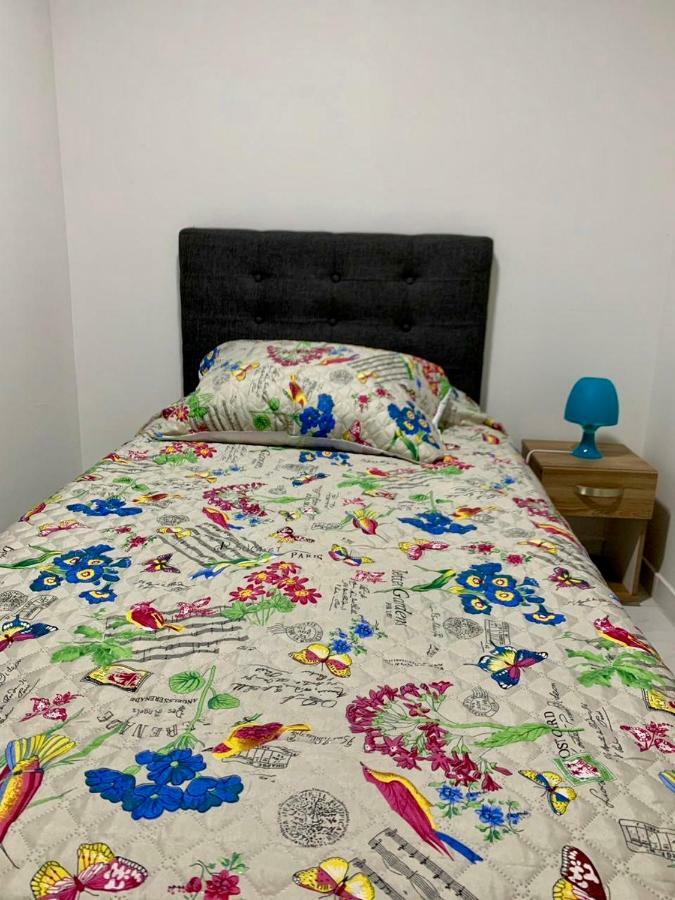 Aloha Hostel Bogota Bagian luar foto
