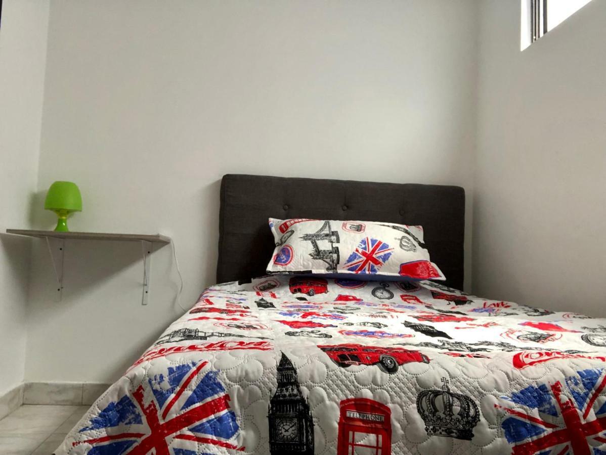 Aloha Hostel Bogota Bagian luar foto