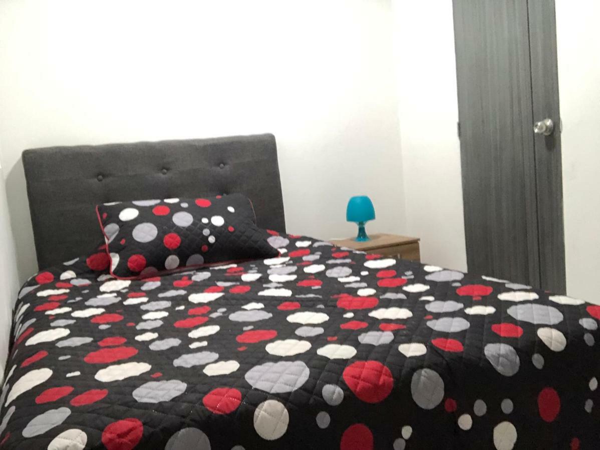 Aloha Hostel Bogota Bagian luar foto